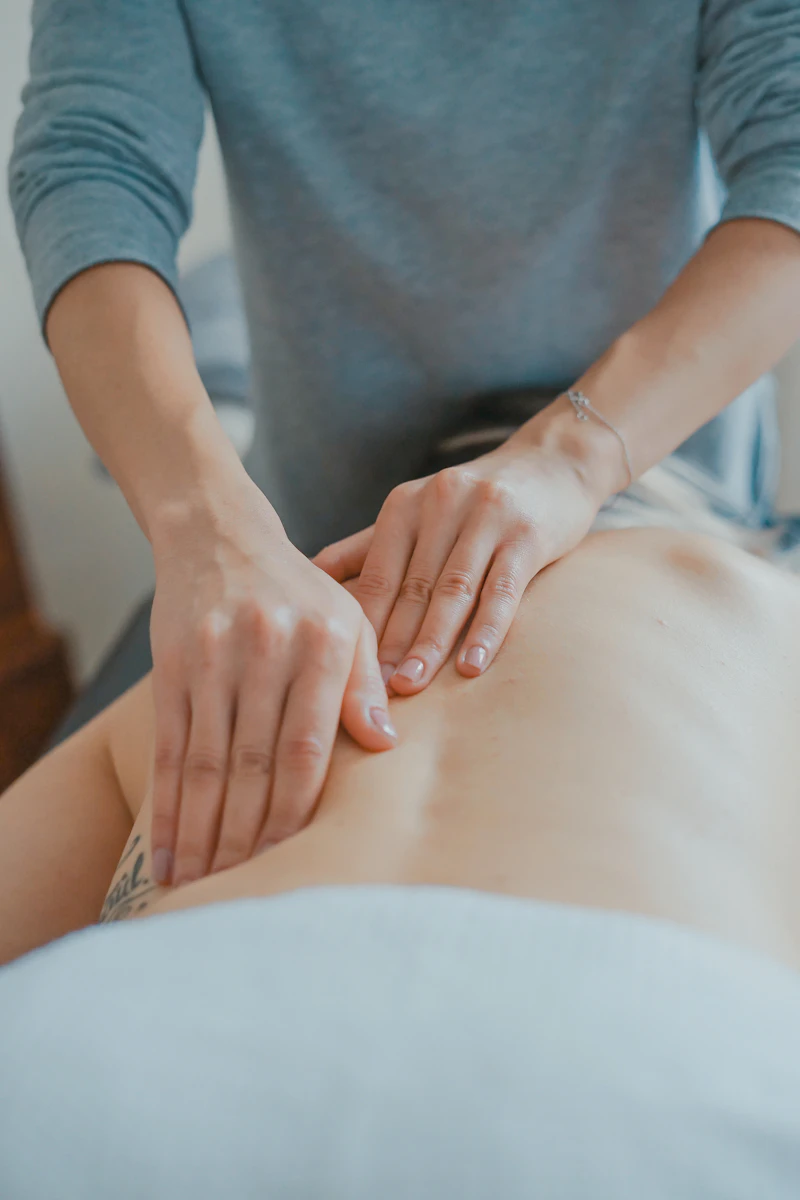 Layanan Full Body Massage + Refleksi panggilan di Jogja - Harmoni Dewi Spa